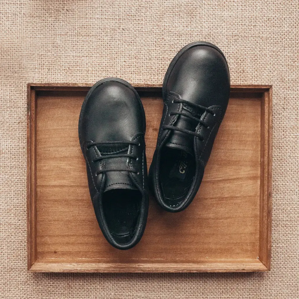 Clint Oxford - Black