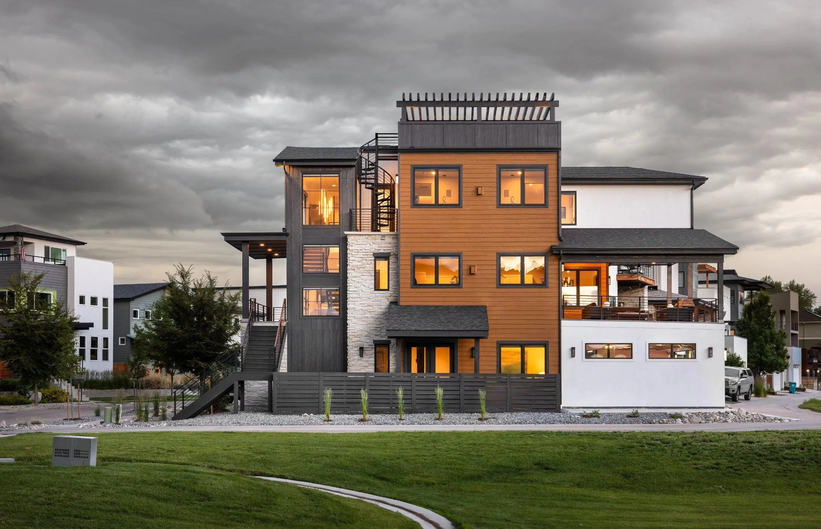 Stylish Family Home with Ample Space and Versatile Layout